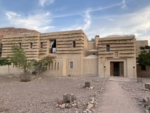 Feynan-exterior-IMG_6968-667x500