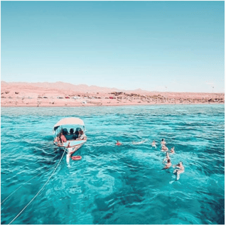 aquaba-sea-boat